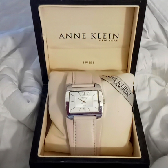 Anne Klein Accessories - Anne Klein Vintage New York Swiss watch